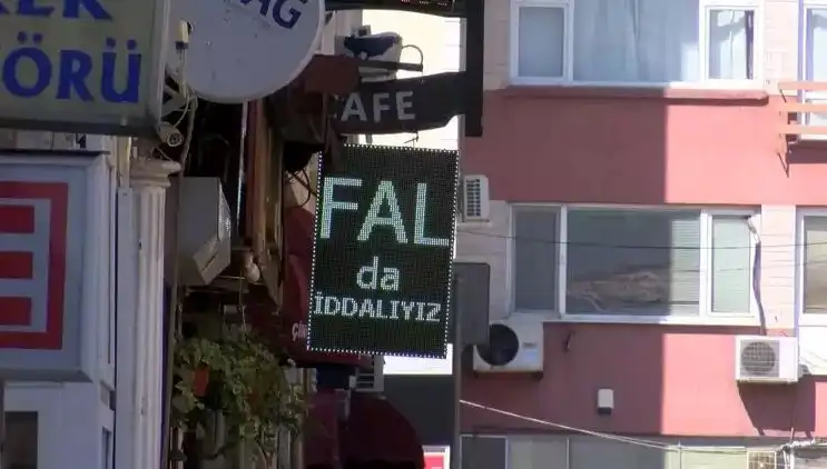 Para Karşılığı Falcılık Yapanlara Hapis Cezası Geldi!