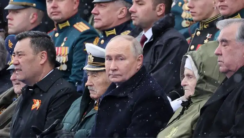 Putin'den Tarihi Hamle: Rus Ordusu Genişliyor ve Yeni Çağrılar Yapılıyor
