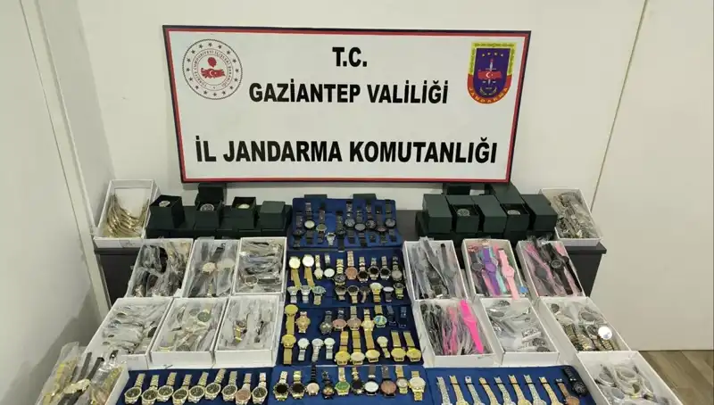 Gaziantep'te Kaçak Saat Operasyonu: 3 Milyon Lira Değerde Eşya Ele Geçirildi