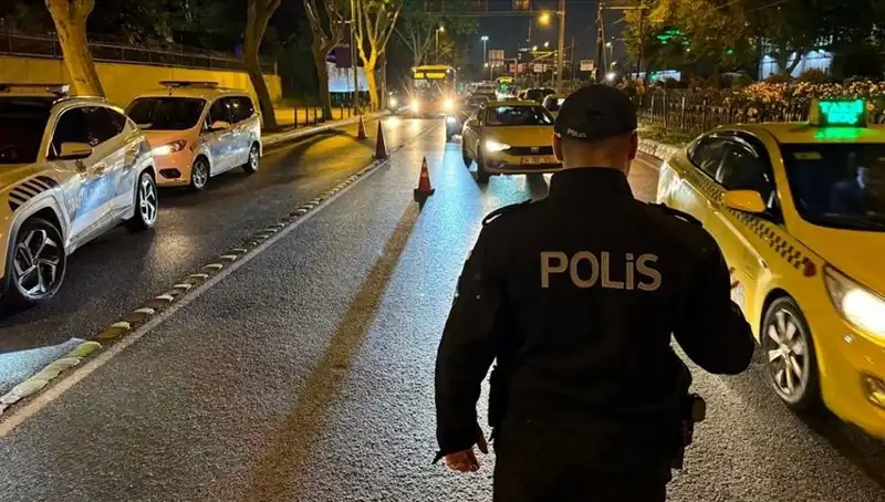 Huzur İstanbul Denetimleri: 1,500 Kişi Gözaltına Alındı