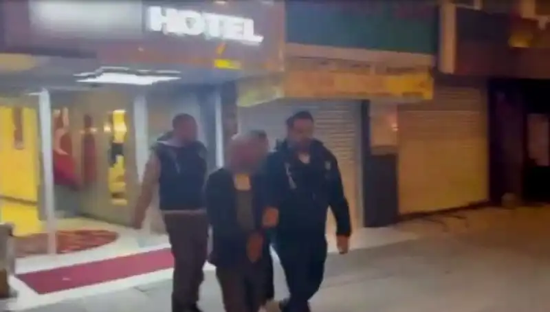Ankara'da Fuhuş Operasyonu: 4 Otel Mühürlendi, 12 Kişi Gözaltında