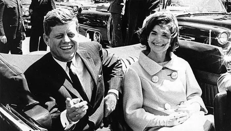 Kennedy Suikastı Belgelerinde Gizli Bilgiler Ortaya Çıktı: Gerçekler Şok Edici!