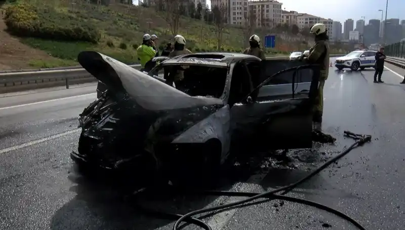Alev Alev Yanan Otomobilin Dramı: Küller İçinde Kalan Hayatlar