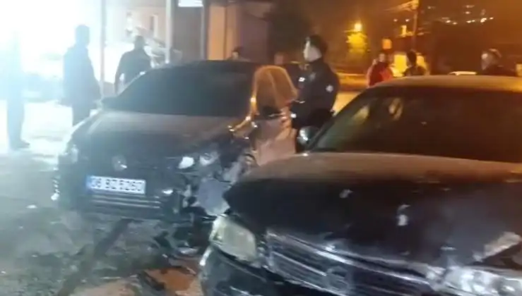 Çevirmeden Kaçarken Feci Kaza: Yaralılar Var!