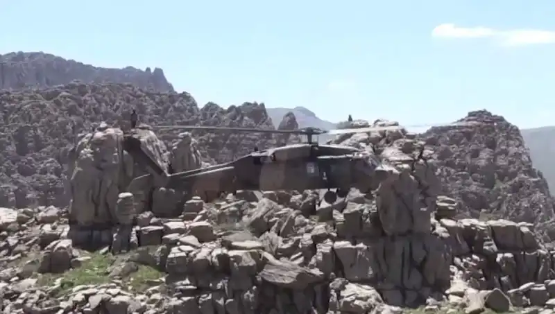 PKK'nın Silah Bırakma Süreci: Neler Bekleniyor?