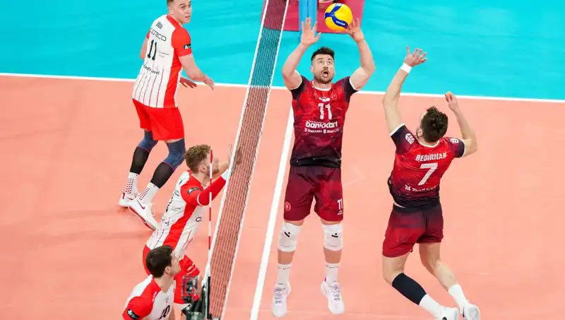 Ziraat Bankkart Voleybol Takımı CEV Kupası Finaline Hazırlanıyor