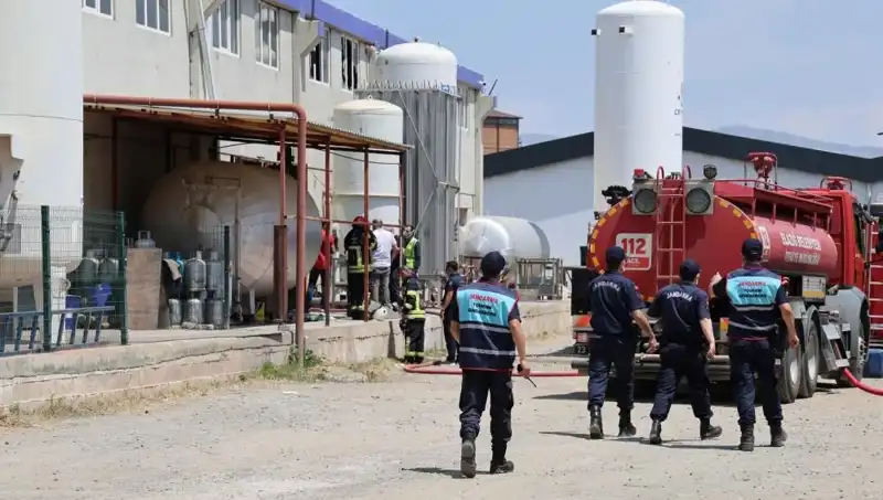 Elazığ'da Gaz Dolum Tesisinde Büyüleyici Patlama: Olayın Detayları ve Sonuçları