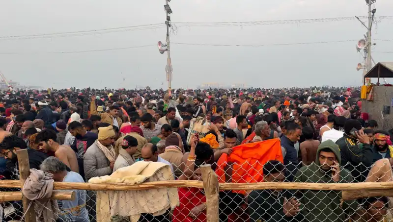 Hindistan'da Dini Festivalde Feci İzdiham: 6 Can Gitti, Yaralılar Var