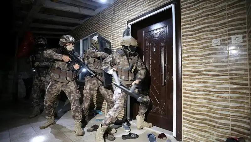 158 Şüpheliyle Suç Ağlarına Ağır Darbe: 6 Örgüt Çökertildi!