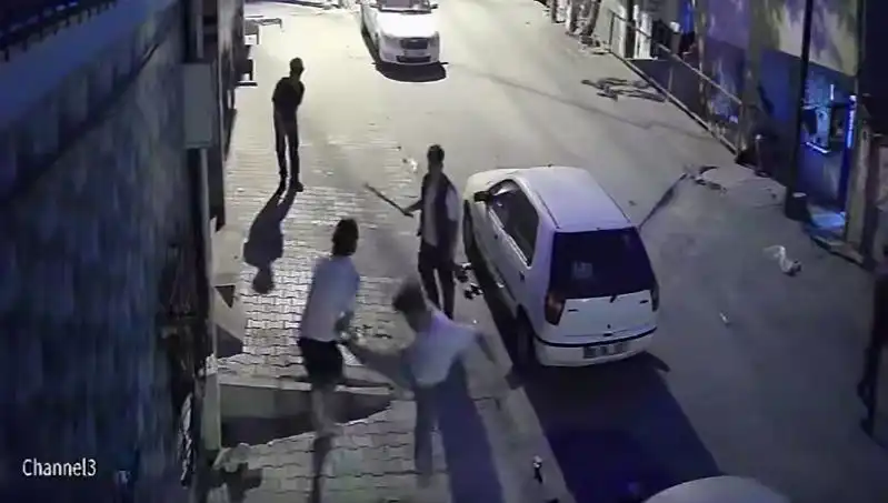 Başakşehir’de Taşlı Sopalı Kavga: Mahallede Güvenlik Alarmı