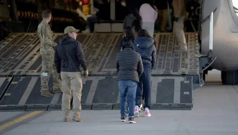 Kosova, ABD'den Sınır Dışı Edilecek Göçmenleri Ülkesinde Ağırlamak İstiyor