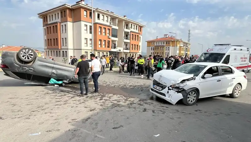 Nurdağı’nda Korkunç Kaza: 6 Çocuk Da Dahil 9 Kişi Yaralandı