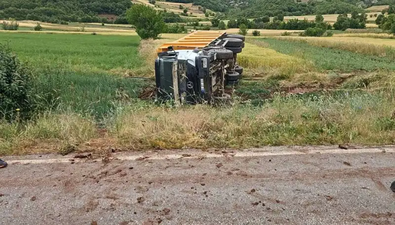 Tokat'ta Devrilen Kamyonda Yaşanan Trajik Kazanın Detayları