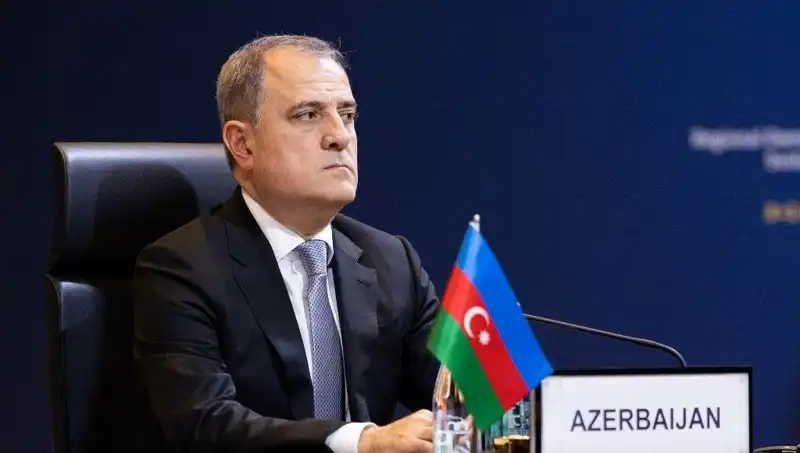 Azerbaycan ve Ermenistan Arasında Tarihi Anlaşma: Barışın Kapıları Açılıyor