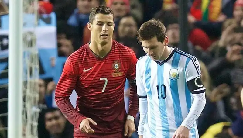 Ronaldo ve Messi: Kimin Avantajı Daha Belirgin?