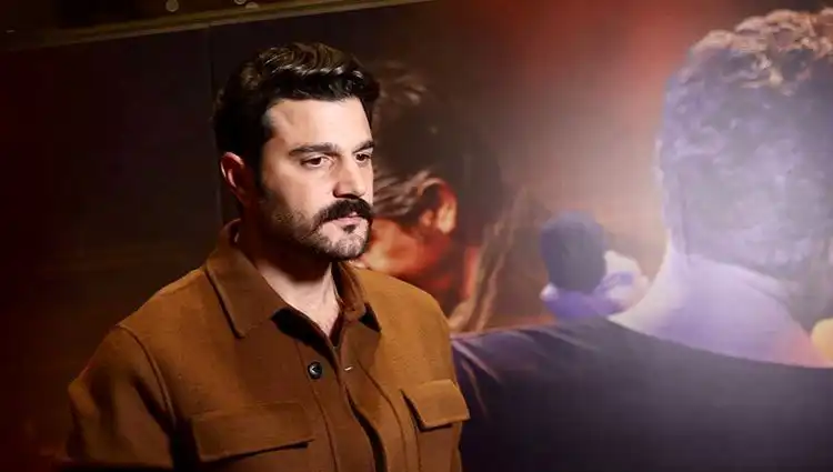 Murat Göğebakan: Kalbim Yaralı Dizisi Oyuncu Kadrosu ve Perçinlenen Hikaye