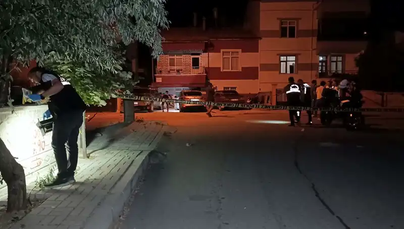 Karaman’da Dehşet Gece: Genç Adam Kız Arkadaşıyla Tartıştı, Kan Gözyaşlarına Dönüştü