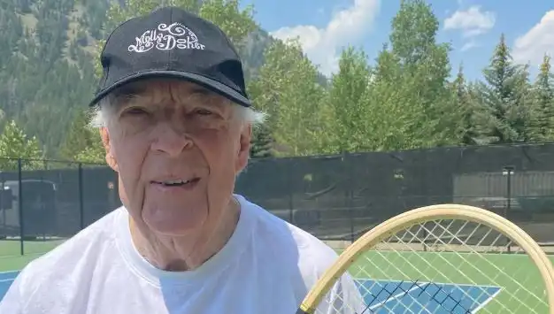 Avustralyalı Tenis Efsanesi Fred Stolle'yi Kaybettik: Ruhu Sadece Kortlarda Yaşamayacak