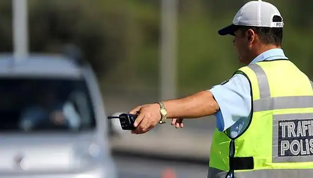 Ehliyetsiz Drift Atan Sürücüye 65 Bin Lira Ceza: Yasal Süreç Başladı