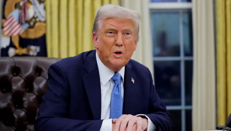 Trump Uyardı: İran'dan Petrol Alan Ülkelere Sert Yaptırımlar Geliyor
