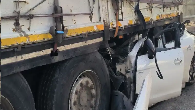 TIR’a Arkadan Saplanan Cisim Şok Etti, Neyin Kurbanı Oldu?
