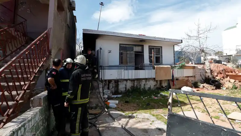 Antalya'da Gecekondu Yangını: Olayın Ardındaki Sebepler ve Sonuçlar