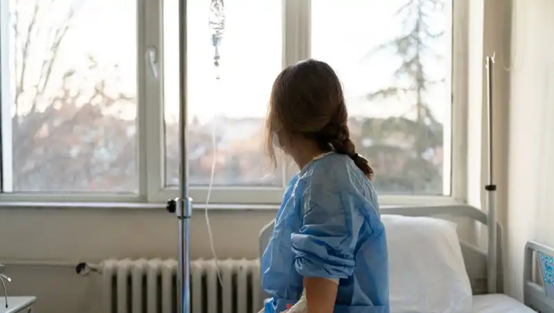 35 Yaşındaki Kadın, Kanserin Gizemini Çözdü: "Bu Sessiz Katil Hayatımı Tehdit Ediyor"