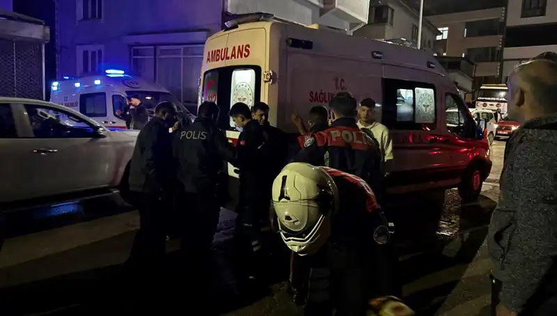 Damat Kayınvalidesini Bıçaklayıp Kaçtı: Aile Draması Tanıklık Ediyor
