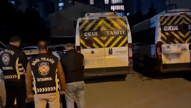 Görüntüler Tepki Çekmişti: Servis Sürücüleri Yakalandı ve Cezalandırıldı