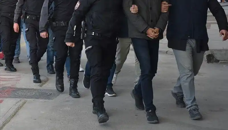 Kocaeli'de Fuhuş Operasyonu: 3 Kişi Tutuklandı!