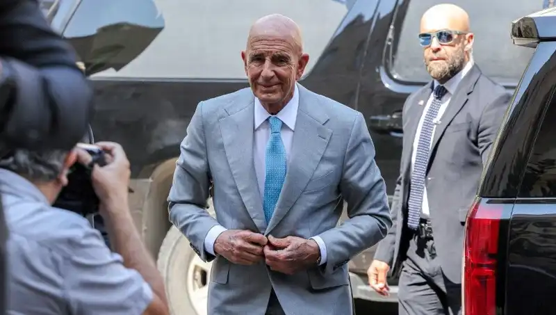 ABD Elçisi Barrack'tan Suriye İçin Umut Verici Sükunet Çağrısı