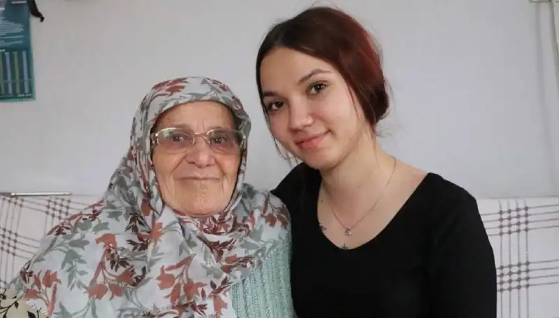 Anneanne Terliği Silah Sayıldı: 4 Yıl Hapis Cezası Şoku!
