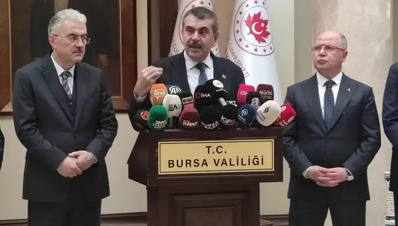 Eğitim Bakanı Tekin, Protesto Katılımcılarına Yaptırım Uyarısı Yaptı