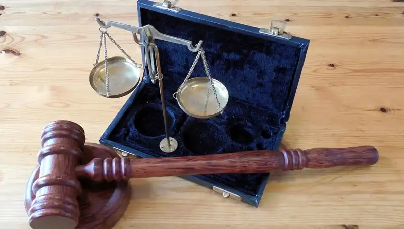 İrtikap Suçu Nedir? Hukuki Tanımı ve Cezaları