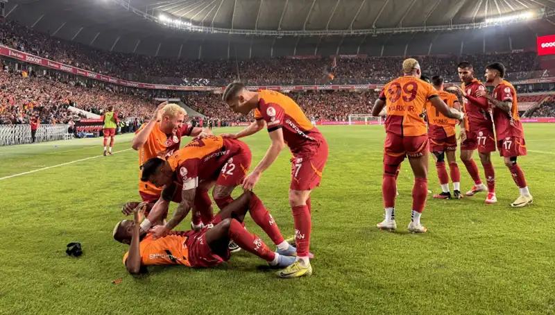 Galatasaray Şampiyonluğu Garantilemek İçin 1 Puan Bekliyor