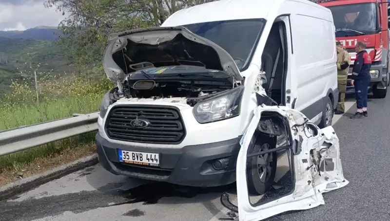 Aydın-İzmir Otoyolu'nda Feci Kaza: Birçok Yaralı Var!